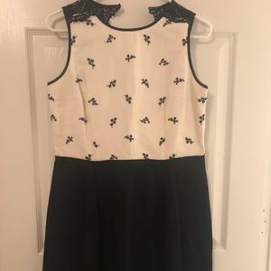 Lace open-back Loft dress. Size 8 petite.